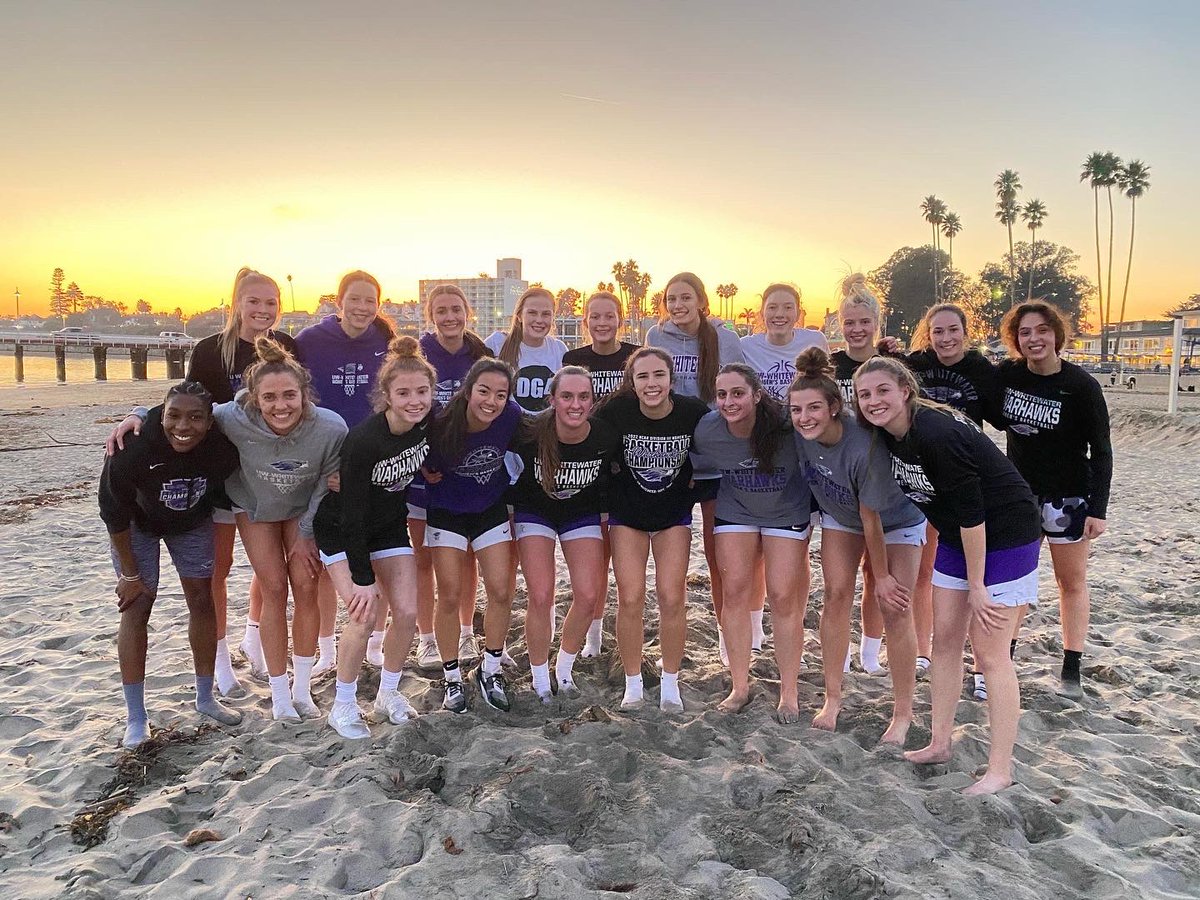 UWWWomensHoops's tweet photo. Day 1 of our California trip was awesome! Great travel, great beach and a great team workout to cap it off!! 😈✅

 #WorkForIt || #PIAP https://t.co/BWo5hqiNMo