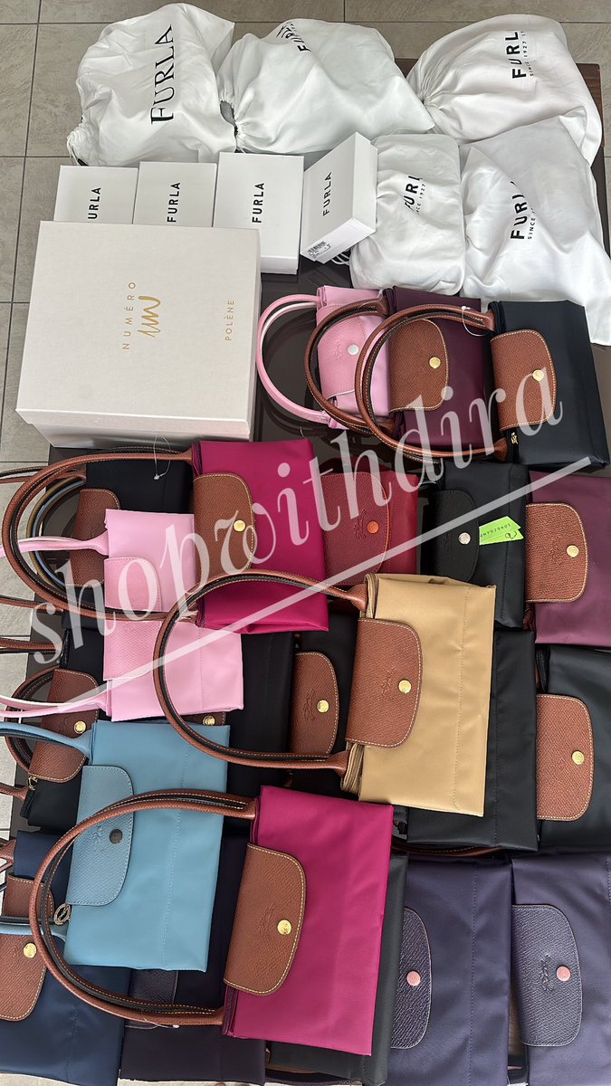 dyradyre's tweet photo. Longchamp Furla Polene dari Paris dah mendarat 🥰 #shopwithdira https://t.co/iMf3egGTow