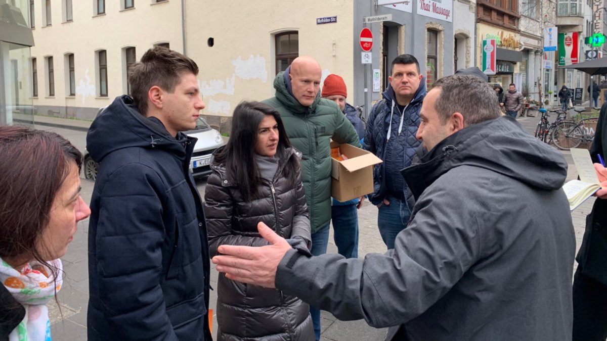 CDU Köln Stadtbezirk Innenstadt/Deutz (@cdukoeln1) on Twitter photo Autofreie #DeutzerFreiheit
#CDU: So kann es nicht weitergehen!
Begehung und Gespräche mit <a href="/SerapGueler/">Serap Güler</a> MdB #Köln
cdu-deutz.de/autofreie-deut… Autofreie #DeutzerFreiheit
#CDU: So kann es nicht weitergehen!
Begehung und Gespräche mit <a href="/SerapGueler/">Serap Güler</a> MdB #Köln
cdu-deutz.de/autofreie-deut…