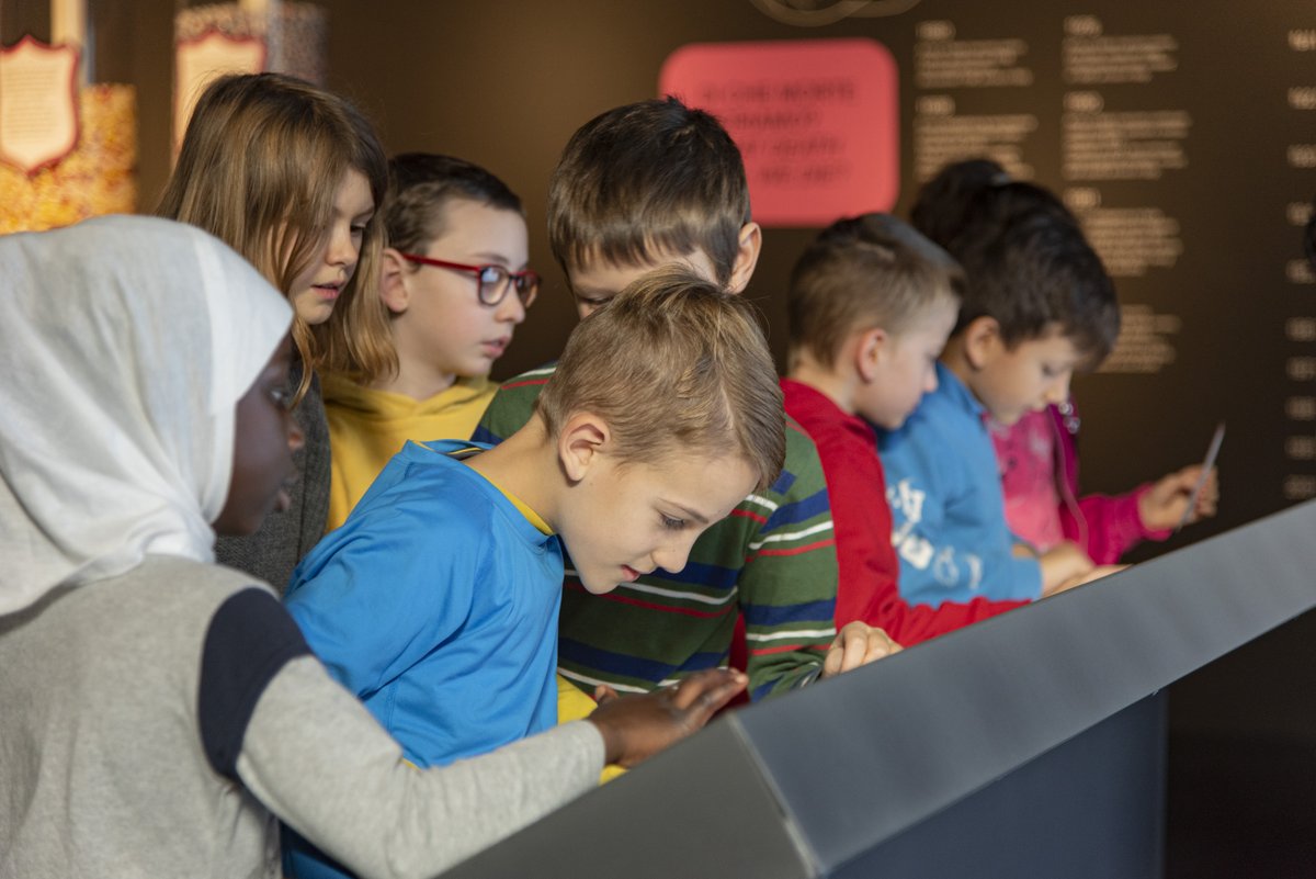 'Finally a project that deals with the school and the museum and puts them on the same level as one the mutual extension of the other.' -commented one of the teachers testing the #Dreammuseater -project @M9museum Read more: dream-project.eu/dream_news/all…