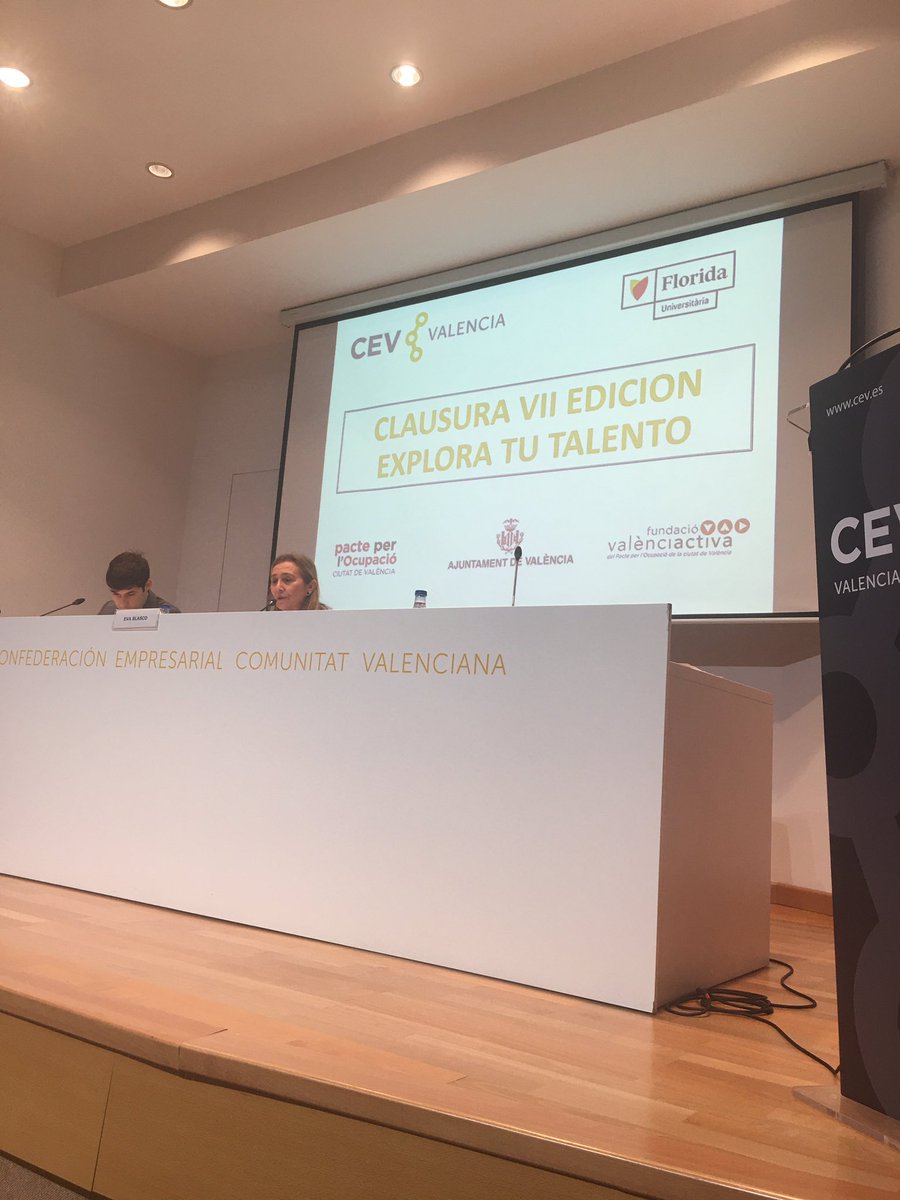 Un año más clausuramos una nueva edición de Explora tú Talento, mujeres empoderadas gracias a una buena formación 🙋🏻‍♀️ #exploratutalento #mujer #igualdadegénero <a href="/CEV_CV/">CEV</a> <a href="/valenciactiva_/">València Activa</a> <a href="/AjuntamentVLC/">Ajuntament València</a>
