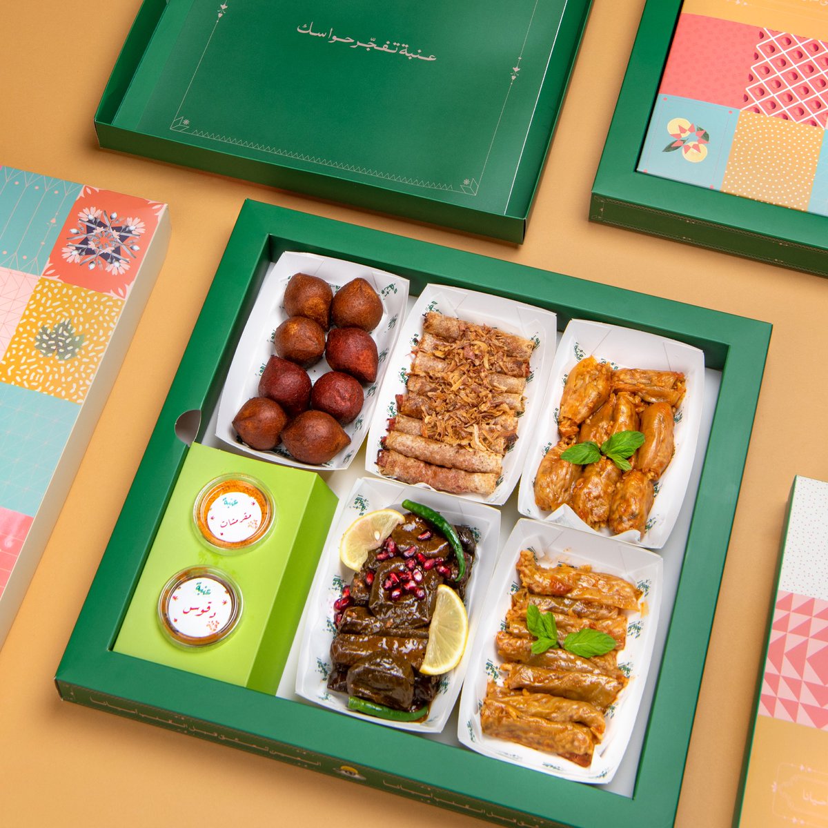 أحد أهم عناصر قوة #نفوذ_الغذائية تكمن في علامتها التجارية الخمس و أبرزها مامولا الرائد في مجال الحلى الشعبي و عنبة الرائد في مجال المحاشي. <a href="/Mamola__sa/">مامولا</a> <a href="/Enabah_sa/">عنبة</a>