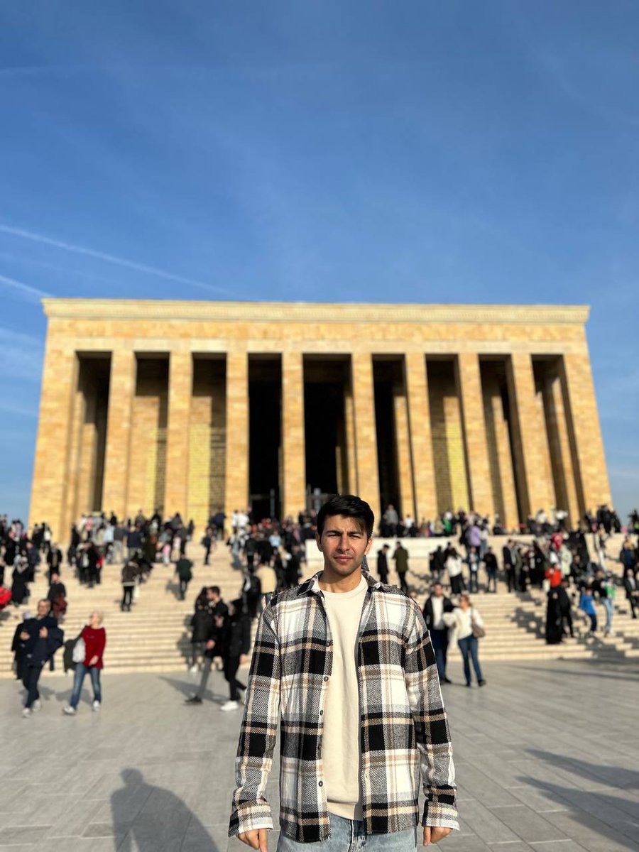 E M R E (@kafamarjinall) on Twitter photo 