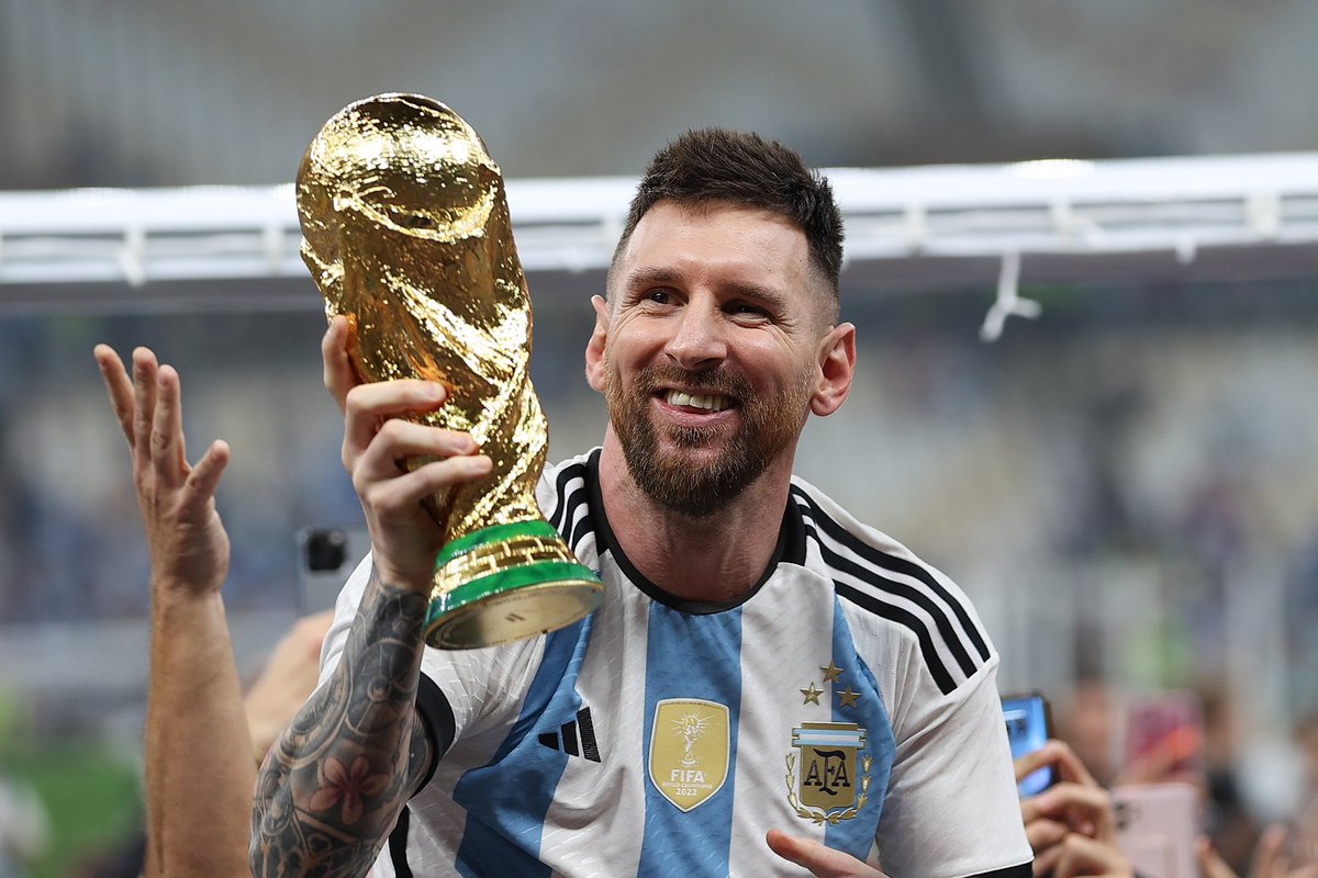 ShowkatShafi's tweet photo. After 28 days of blood, sweat and tears, they struck gold #FIFAWorldCup2022 #Messi𓃵 #Argentina #Qatar2022 https://t.co/2HkIxaDK7I
