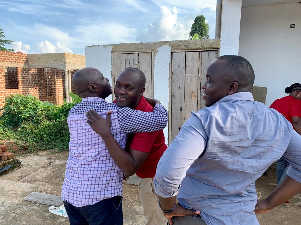 Together with @bbstvug's Yuda Musisi and Stephen Kiwanuka and @DailyMonitor's @DavyLubz we visited our media colleague Ronald Galiwango, @ntvuganda cameraman who was hit by thugs recently. He is steadily recovering and soon he will be back to work. We thank God for his life.