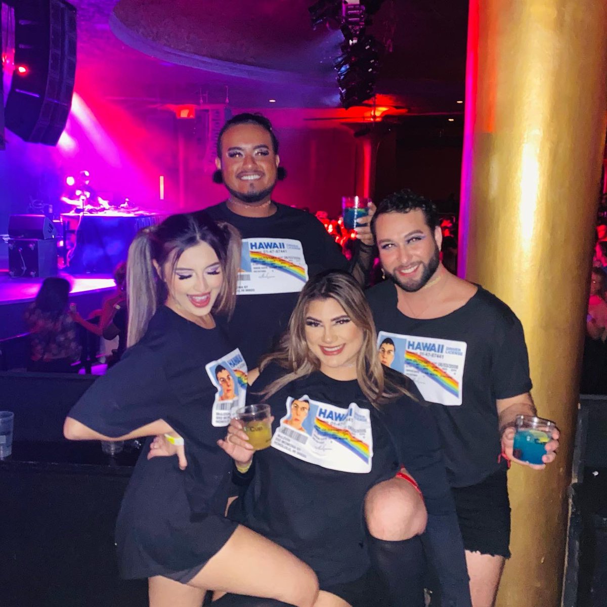 EmannTello's tweet photo. Me and my mamis doing drugs in the penthouse suite. 💓@arielthecreator @Ramosrosie12 @toriaa17_ https://t.co/YrsmzWBnQx
