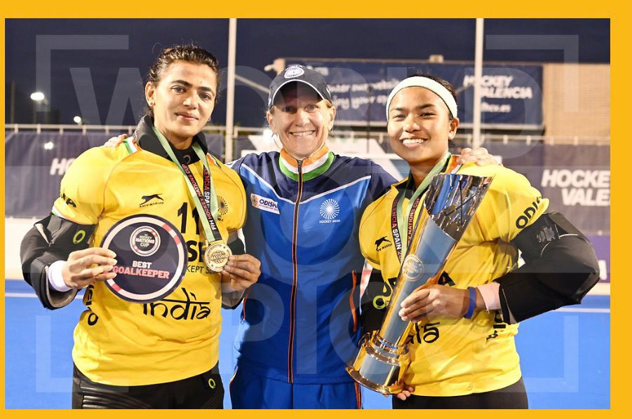 savitahockey's tweet photo. It's a great honour for me to be given accolades and award for the best goalkeeper in #FIHNationsCup Behind this, its a lot of hard-work of complete team, our coach and entire staff, without whom this won’t be possible. This belongs to all of you🇮🇳🏆🥇 Cheers for Team India https://t.co/C8efEGekS7