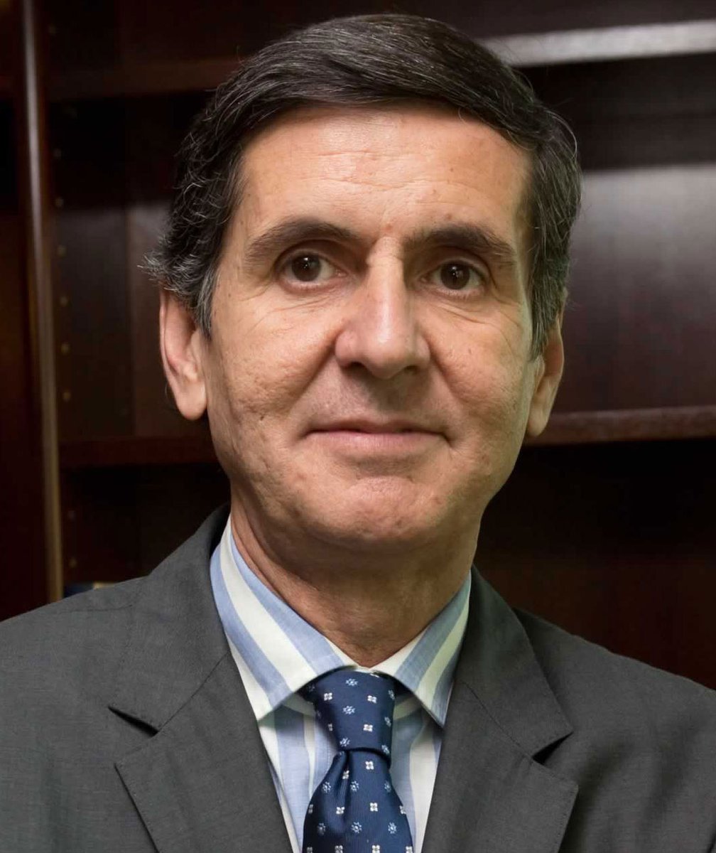 ErnestoEkaizer's tweet photo. #TC El Pleno de hoy a partir de las 10 debería ser televisado (como se pudo ver el 23-F en el Congreso) Ya no hay secretos 
El PP de Feijóo y los magistrados elegidos en 2013 por Rajoy (caducados) y a propuesta de Casado en 2021 forman una piña: la 3ra cámara legislativa. https://t.co/1OlLRtoWHt