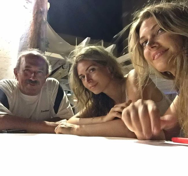 Areti Athanasiou tweet media