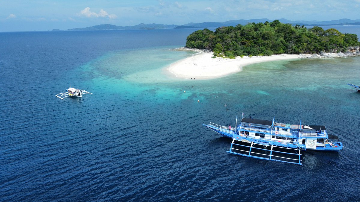 ElNidoTours's tweet photo. One of our boats , exploring different islands.

#elnidoparadise 
#expedition
#LinapacanCulionandCoron https://t.co/GNQiqHtNqP