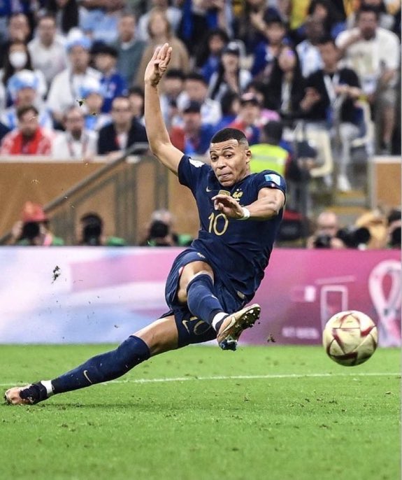 « Mbappé was a silhouette of perfect poise and balance, his body hovering in a graceful horizontal, his standing foot en pointe,his other leg perfectly extended at the moment for which he was anointed. An invitation to immortality had fallen from the sky. ⁦<a href="/JamesGheerbrant/">James Gheerbrant</a>⁩