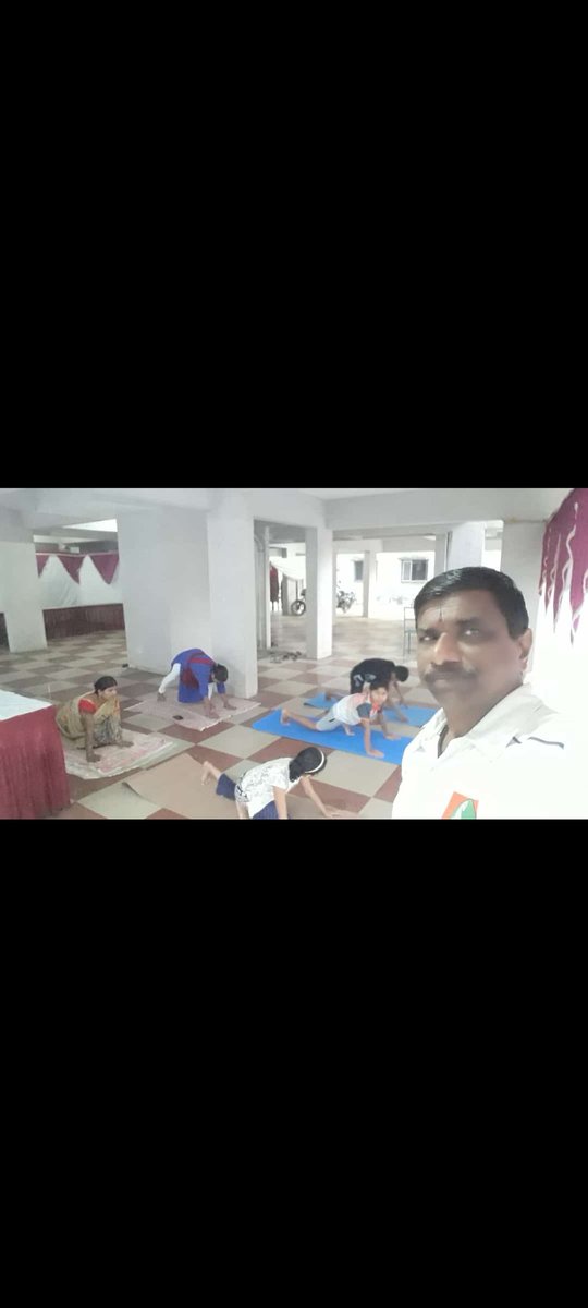 🕉🙏🏻🙏🏻🕉

🔹 *Palghar Jilla* 🔹
*🔹Mumbai Event - 2022*
*🔹Tehsil - Palghar*
*🔹Event No.*: - 431. 
🔹योग शिक्षक : आ.श्री.छगन पाटील जी, 
🔹 Attendance: - 06. 
🔹 Banner डिस्प्ले : - Yes.
*🔹Date* 18/12/2022.
<a href="/yogrishiramdev/">स्वामी रामदेव</a>
<a href="/FanSwami/">Swami Ramdev Fan Club</a>
<a href="/Ach_Balkrishna/">Acharya Balkrishna</a>
<a href="/paramarthdev/">स्वामी परमार्थदेव</a> 
<a href="/sureshpys/">Suresh Yadav #SocialYogi🇮🇳</a>