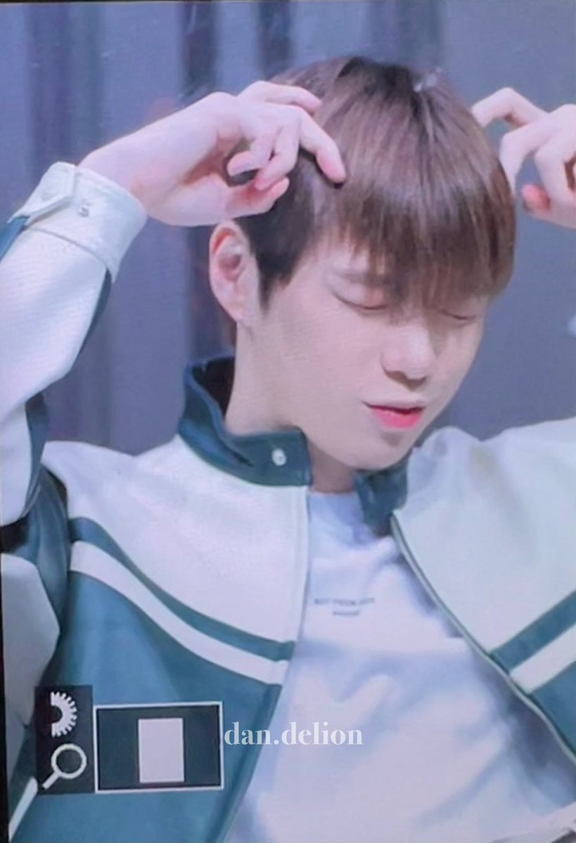 221218 에버라인 팬싸
아직도 이걸 못 보냈어요 ㅎ 
너무 말랑말랑한다
#강다니엘 #다니엘 #KangDaniel