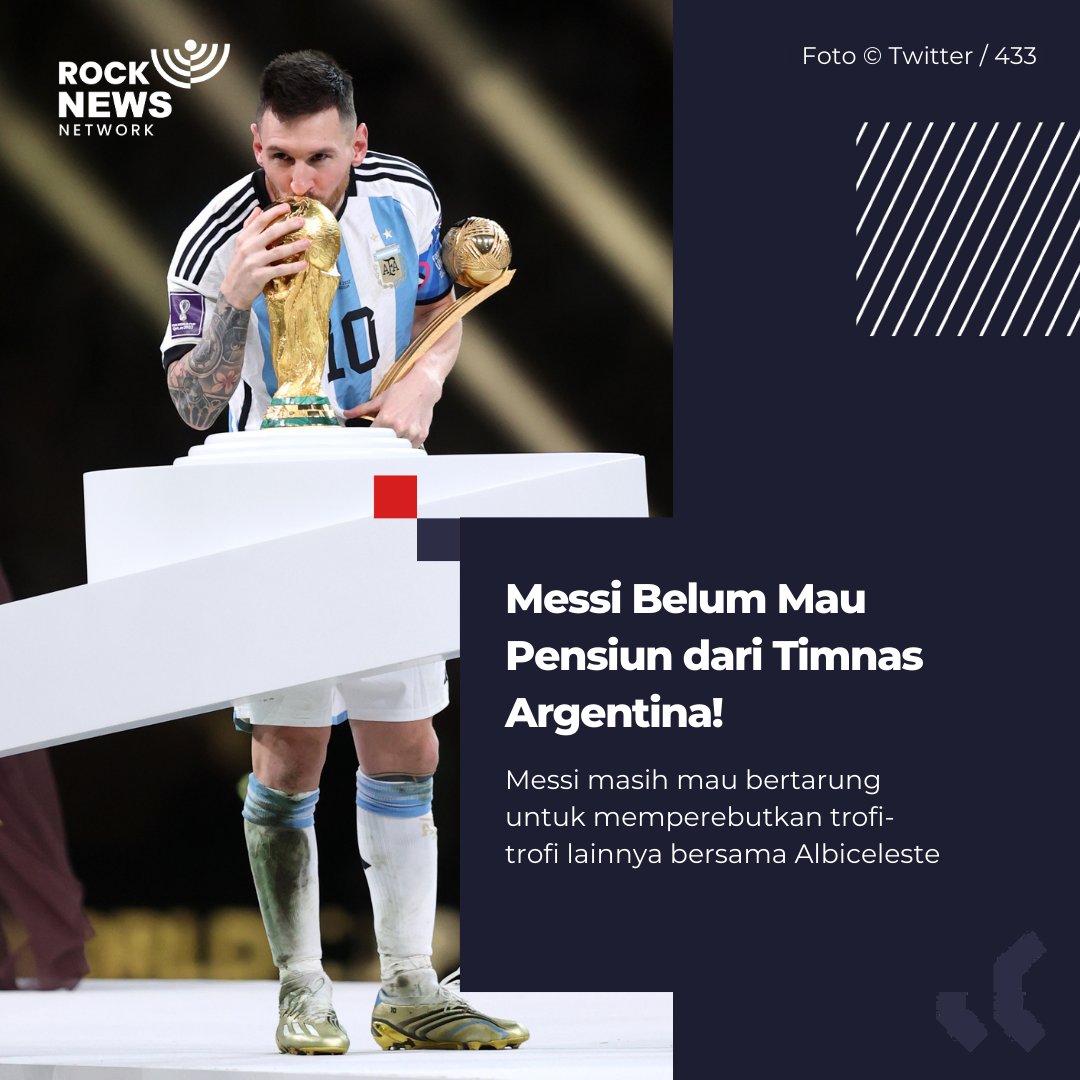 rocknewsnetwork's tweet photo. Banyak yang ngira kalau kemenangan Argentina di Piala Dunia 2022 menjadi momen sempurna bagi Messi untuk akhirnya mundur dari tim nasional. Tapi Messi rupanya belum mau gantung sepatu dari timnas.
#FIFAWorldCup  #GreatestOfAllTime #Messi https://t.co/CGBKO39c4R