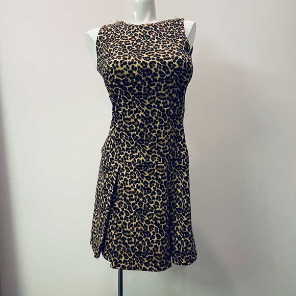 secondcycle's tweet image. So good I had to share! Check out all the items I'm loving on @Poshmarkapp #poshmark #fashion #style #shopmycloset #francosarto #michaelkors: posh.mk/aItfOlnqSvb