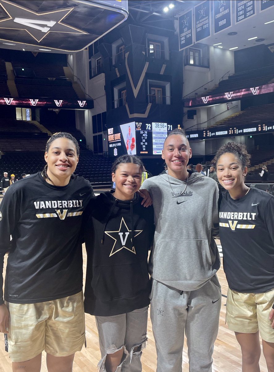 Khloe “KB” Burton tweet media