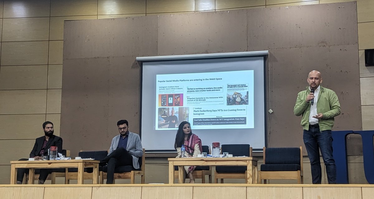 Muhamma79949656's tweet photo. What do you think WEB 3.0 is?

#Digitalks22, at Iqra University.
 
#DigitalMarketing #Session #DigitalMarketingSession #IqraUniversity @iqrauniofficial. https://t.co/t0uUvUChpE