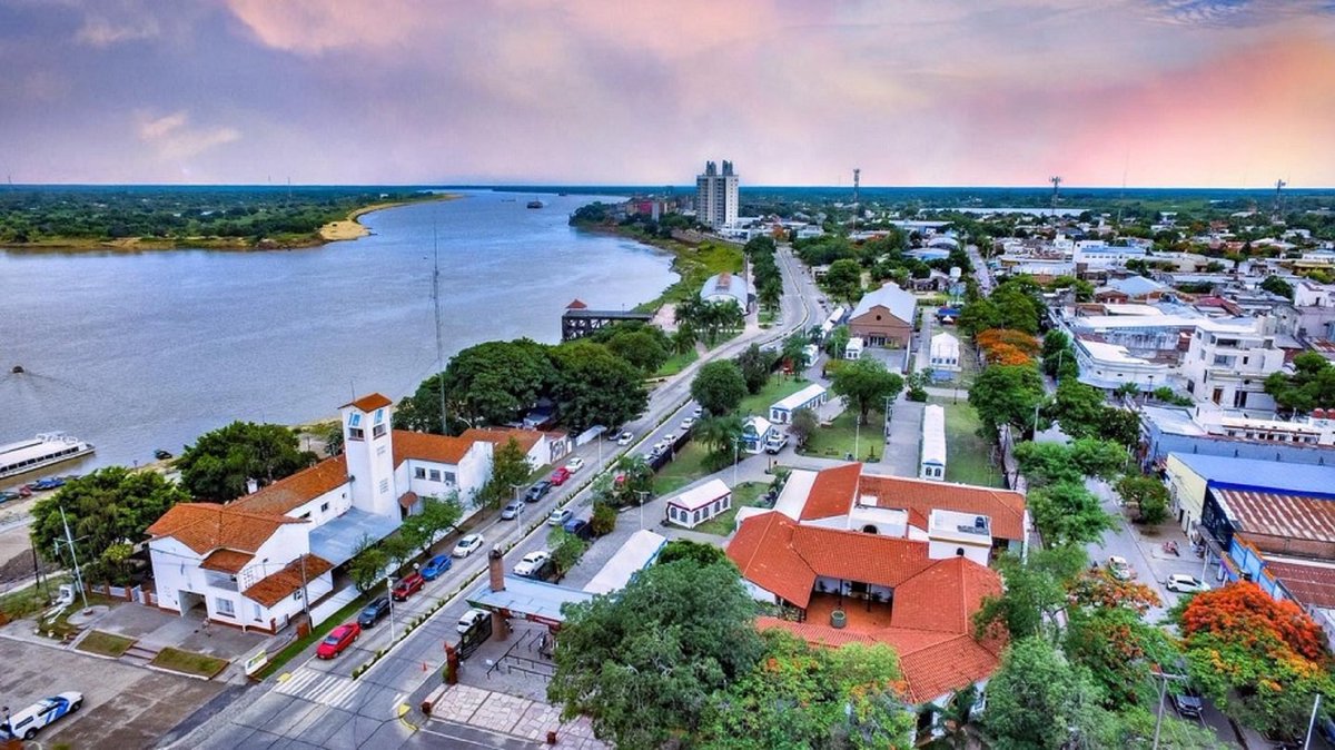 TaiwanSpecial's tweet image. It’s natural Taiwan should support Argentina because they are our antipode pair. If we dug a hole straight down through the earth from #Taipei we will pop up in, wait for it … Formosa, Argentina! findlatitudeandlongitude.com/antipode-map/t… #Argentina #antipode #Taipei #FIFAWorldCup #Geography