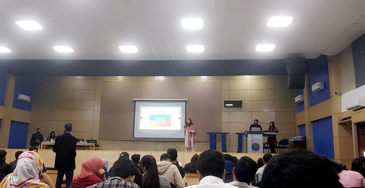 Vishalcrypto4's tweet photo. As more and more artificial intelligence is entering into the world, more and more emotional intelligence must enter into leadership.
#digitalks22 #DigitalMarketing #digitalworld #ArtificialIntelligence #digitalfuture #session 
@IqraUniOfficial https://t.co/oFNPiGn0GF