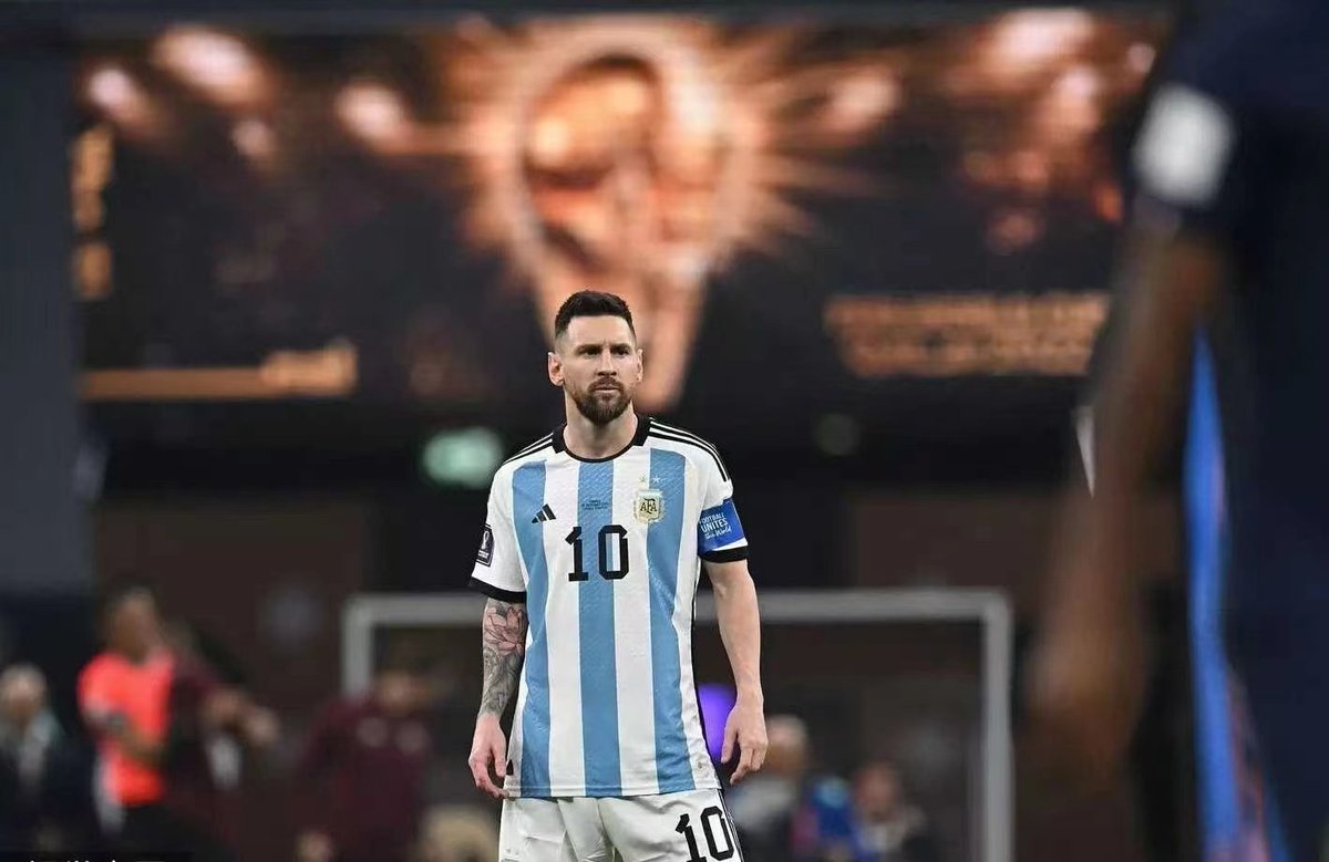 bjchend's tweet photo. Congratulations to 🇦🇷, congratulations to Messi, the 🏆 belongs to Messi, the victory✌ belongs to 🇦🇷.
@FIFAWorldCup 
#Messi https://t.co/akZrQxexXA