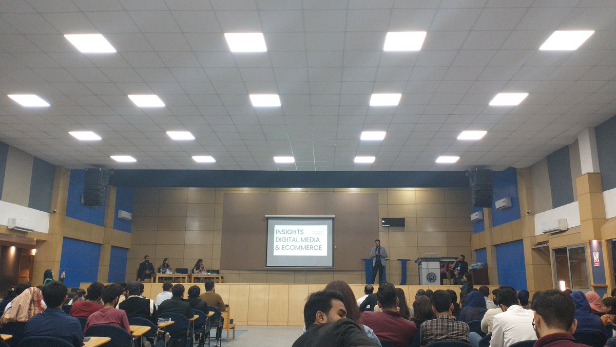MuhammadSaimK12's tweet photo. #Digitatalks2022 #Digitalinsights #future #branding 
@IqraUniOfficial https://t.co/G2WW8NVYnM