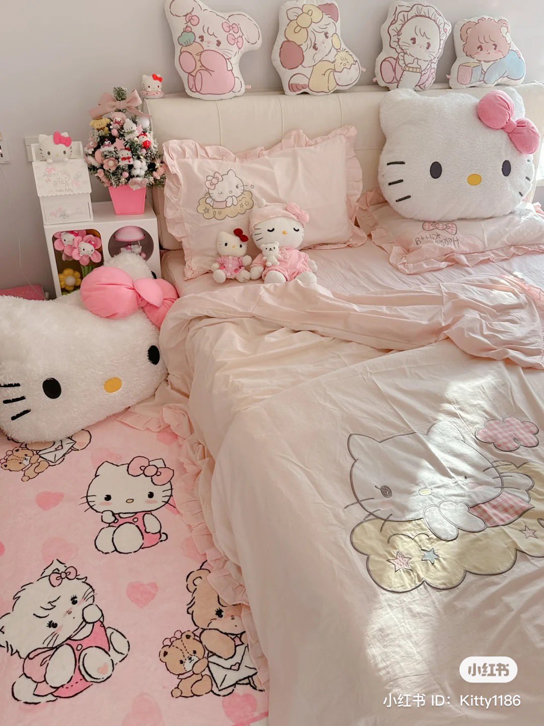 ♡ on X: hello kitty room 💓  / X