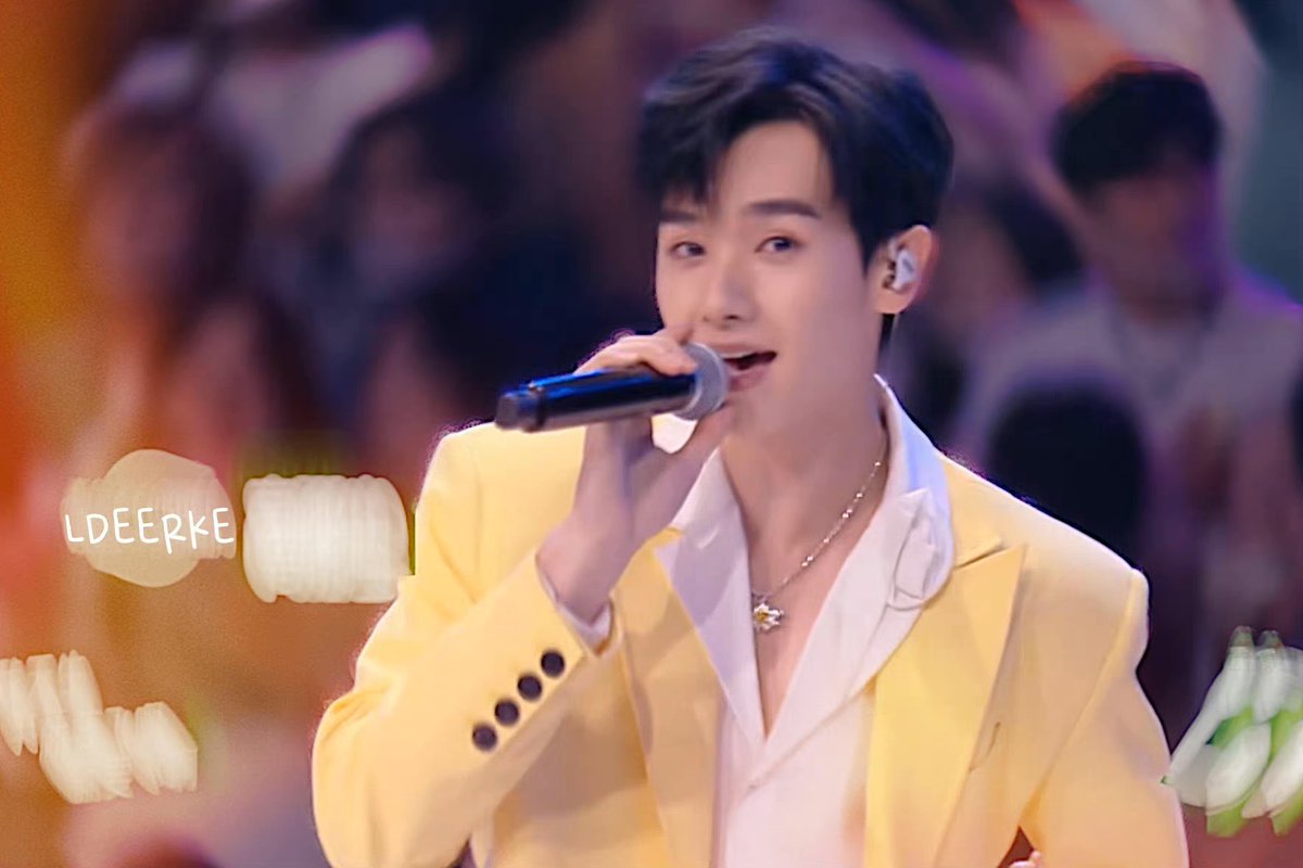 around_ent's tweet photo. สเตจโชว์ของ “นาย INTO1” ปล่���ยพลังความสดใส ทำทวิตเตอร์พุ่งติดเทรนด์ไทยและเทรนด์โลก!!

อ่านต่อ: https://t.co/y7foq1glFj

NNINE COMETOOUR CONCERT 
#来看我们的演唱会XNine
#INTO1Nine #นายท่านกรชิต #INTO1GaoQingchen https://t.co/0PzkPhIpfS