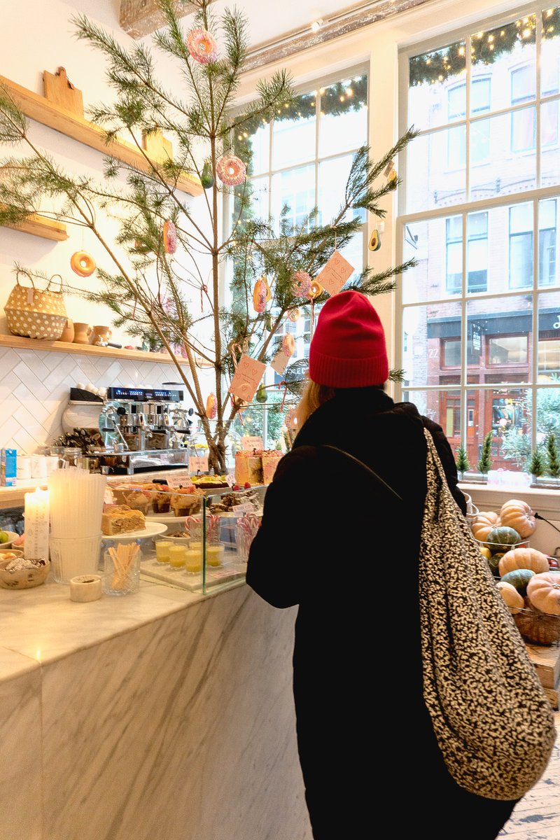 Jij biedt zoiets unieks.. daar zoekt echt nog niemand op.
Dat kan wel waar zijn, maar dan zijn wij niet vies van een beetje omdenken. Kom 2 feb voor voorbeelden.: minimalistmarketing.nl