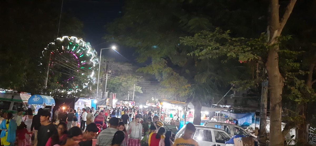 amksocialwork's tweet photo. The year end #Alwal Jatra / Mela / Exhibition - on road to #ChinnaTirupati / Balaji Temple #TempleAlwal near #GHMCAlwal / #AlwalPS
ππ½ππ½ππ½ππ½
@HiHyderabad
@GHMCOnline @DCAlwalGHMC @psalwal_cyb @ChintalaShanti @MynampallyTRS @KTRTRS https://t.co/Z2alZz9dLx