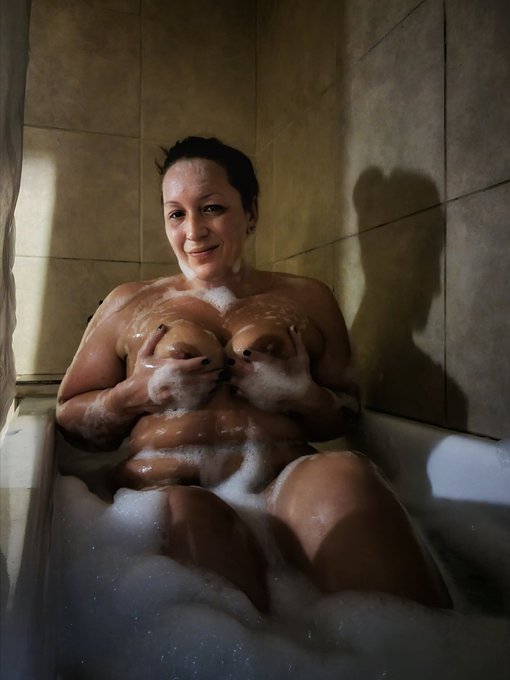 Relaxing bath before bed 🛁 😌 😴   #nikkissweetspot #sharethismilf #bath #bathtime #mommy #mom #soapy #wet<a href="/tag/nikkissweetspot"class="tags">#nikkissweetspot</a><a href="/tag/relax"class="tags"><span>#relax</span></a><a href="/tag/mommy"class="tags"><span>#mommy</span></a><a href="/tag/mom"class="tags"><span>#mom</span></a><a href="/tag/bathtime"class="tags"><span>#bathtime</span></a><a href="/tag/bubblebath"class="tags"><span>#bubblebath</span></a><a href="/tag/wet"class="tags"><span>#wet</span></a>