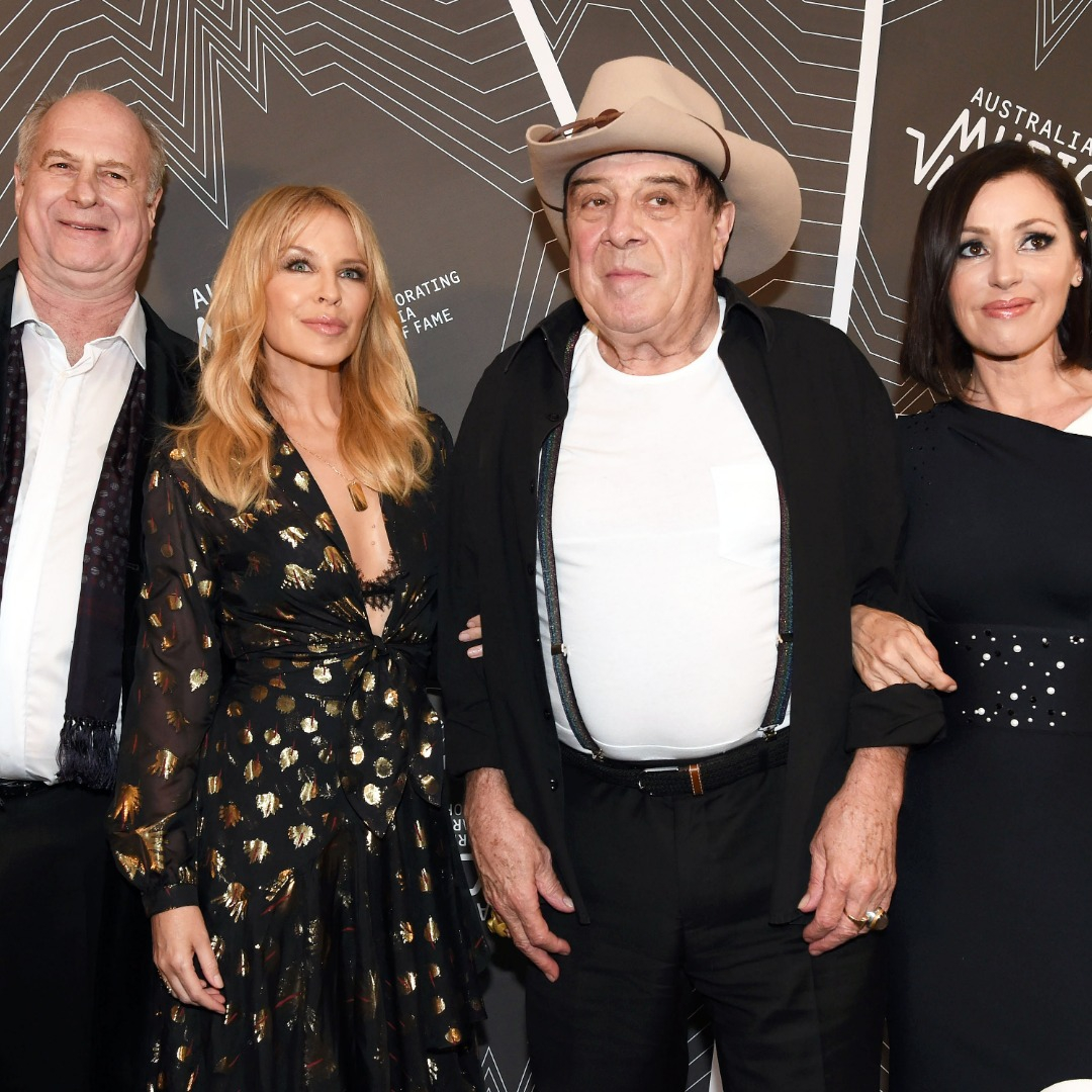 Kylie Minogue on Twitter: "💖💖💖"