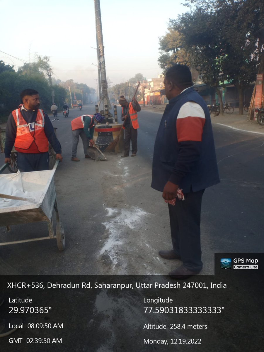 Smartsrenn's tweet photo. ULB Code - 800630
दिनांक- 19-12-2022
#प्रातःकालीन_सफाई_व्यवस्था
#सहारनपुर : नगर निगम के सफाई मित्रों द्वारा शहर में निरन्तर #सफाई_अभियान जारी है।
#SwachhSurvekshan2023
#garbagechallenge
#GarbageFreeCity
#SwachhUP
#swachhsurvekshan2023saharanpur https://t.co/AGurUD59pr