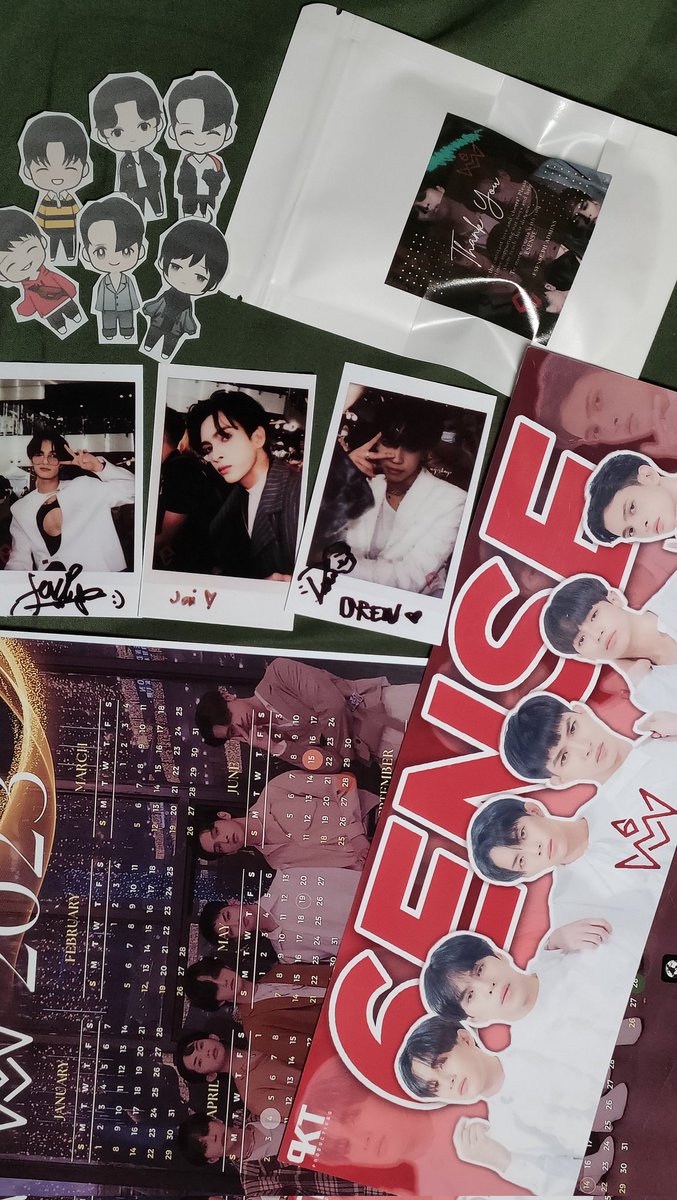 fanboydollarch's tweet photo. Thank you po sa mga namigay ng freebies sa FanMeet 😍 @6ENSEofficial #6ENSE #OT6ENSE #SIXASONE #6OODBOY #ppop #ppopphotocards #fyp #fbda_ #photocards https://t.co/WOTKXR8cEB