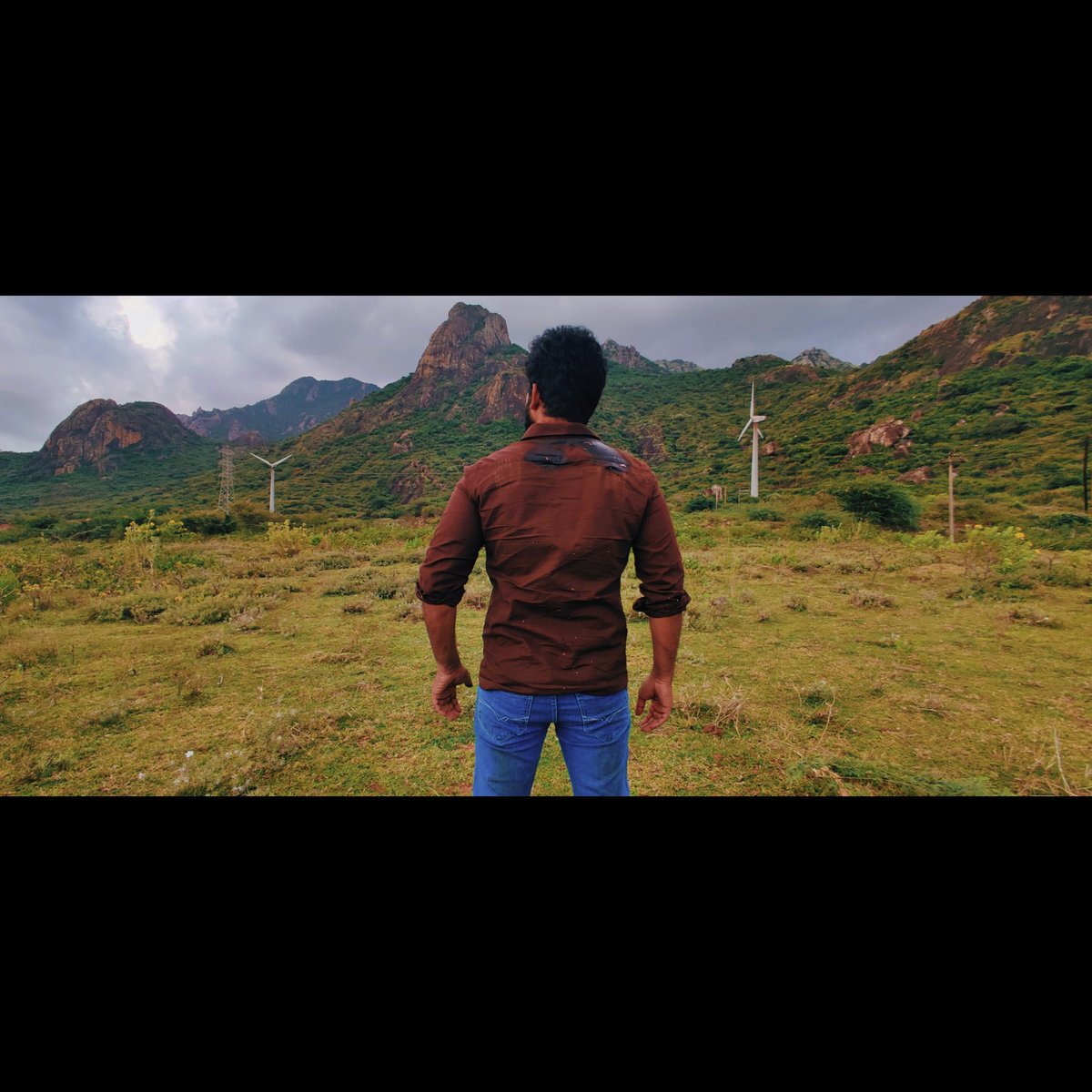 Kumaran_KTR's tweet photo. VIGNESH 👁️🔥 from
VADHANDHI - The Fable of Velonie
What if??? 🔥

#bts #vadhandhionprime
#vignesh #vadhandhi #primevideo
#kumaranthangarajan #kumaran #kathir #kumaran_ktr https://t.co/SGyYv9gkyA