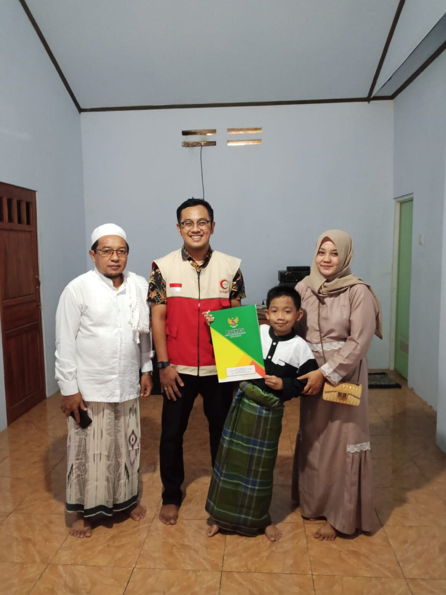 bsmi_kotablitar's tweet photo. Alhamdulillah, berjalan lancar..
acara khitan gratis BSMI Blitar bersama LAZNAS Blitar, DMI, RSU Aminah, Tim Ruqyah Aswaja serta Takmir Masjid Al Istiqomah Sentul Kota Blitar pada hari Ahad, 18 Desember 2022 yang bertempat di Masjid Al Istiqomah Sentul Blitar
#khitangratisblitar https://t.co/zFGPfohpGI