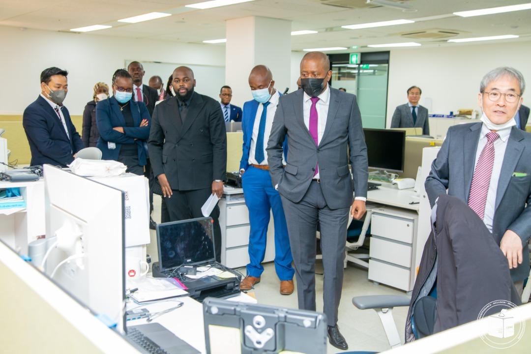 mateyi_cedric's tweet photo. @Franciskalombos Ce n'est pas lui Mr, pourquoi vous avez peur? Arrêtez la distraction, préparez vous pour les élections, car elles auront bel et bien lieu. Voici la photo sur un autre angle https://t.co/GT0A1jHeQL