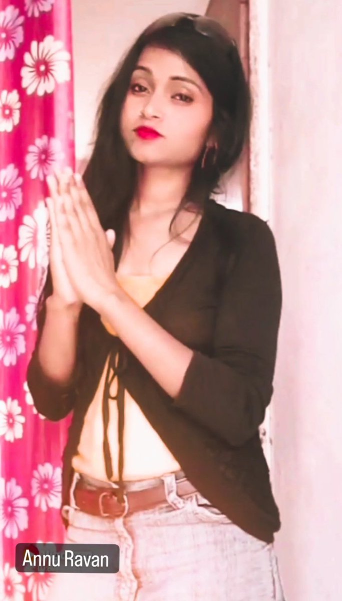 सिर्फ उसी के आगे झुकेंगे
जिसने सर उठा के जीना सिखाया है जय भीम 🙏