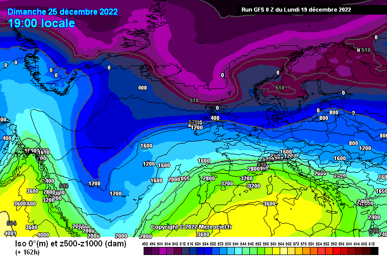 PvForecast's tweet photo. forecast #christmas west #europe #goodmorning
#snow #batle https://t.co/2wZ6fe4hbt