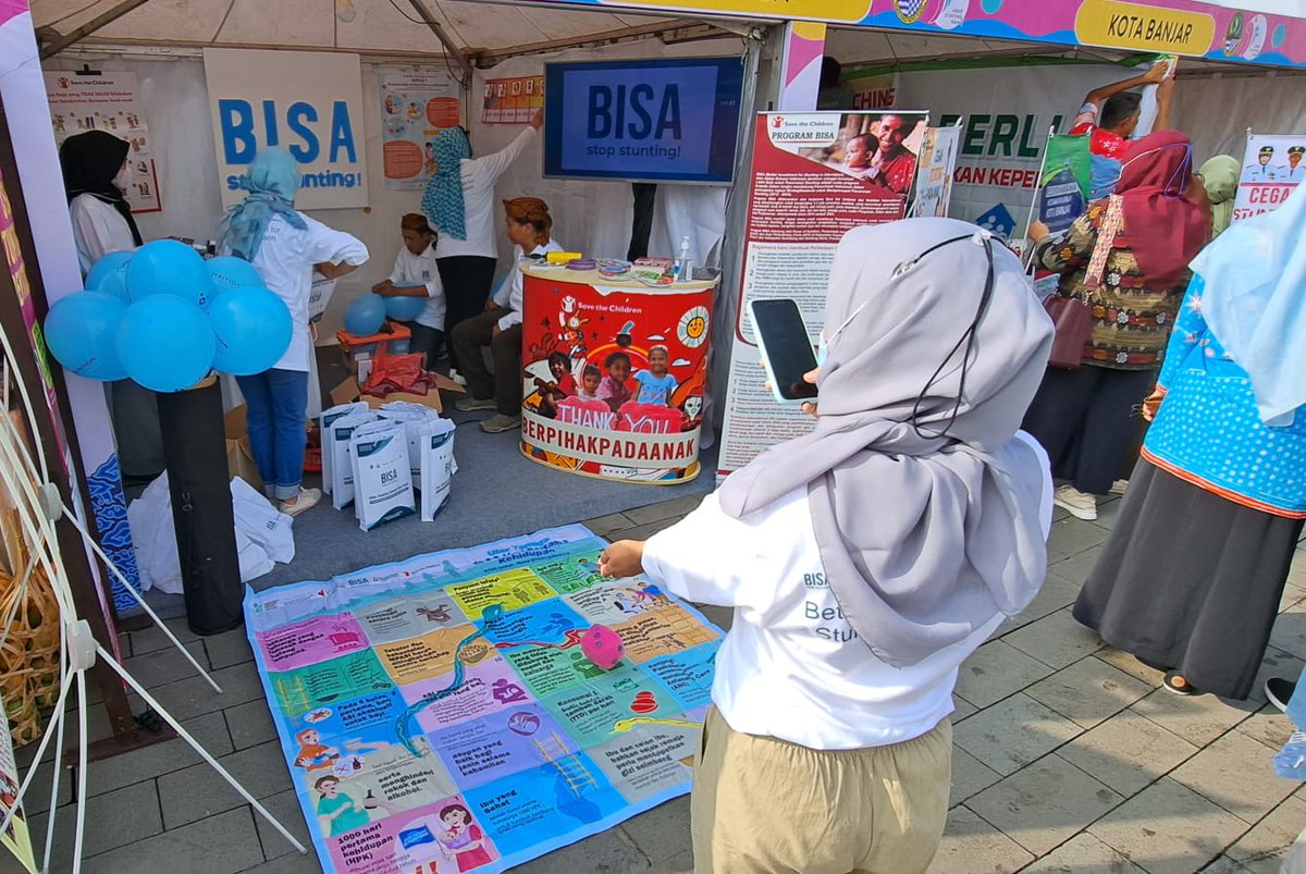 2/2 At the summit hosted by the #WestJava govt, <a href="/NutritionIntl/">Nutrition International</a> spoke about strategies for #stunting reduction &amp; displayed its work in stunting alleviation in the province through the BISA project, implemented in partnership with <a href="/SaveChildren_ID/">Save the Children Indonesia</a> 
#JabarJuara #cegahstunting