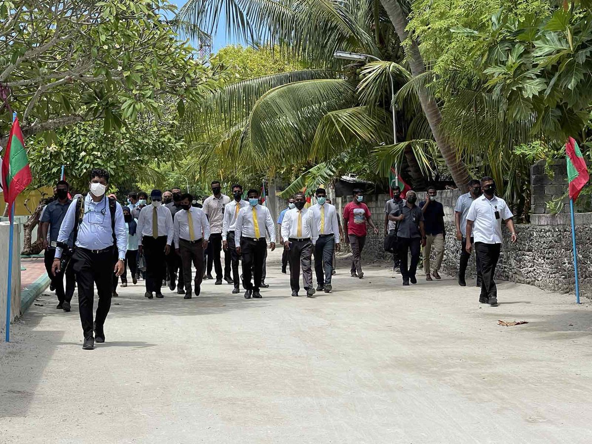 pandaXproMv's tweet photo. RJ @ibusolih aa ekkoh gadha koh mihuree. 
Insha Allah Funadhoo dhairaage MDP memberunnaai eku bodu thanun primary kaamiyaabu kuravvaane. 

#Heyoverikan 
#IbuSolih2023 https://t.co/oXQPXLnhvI