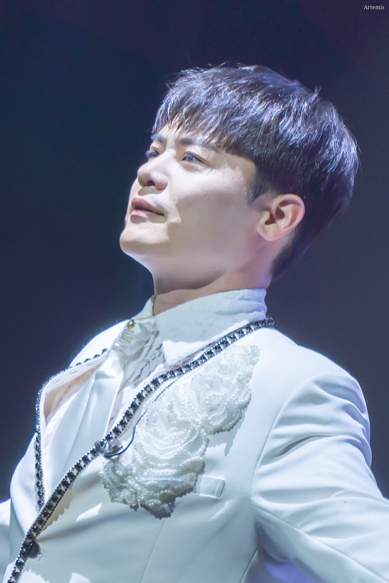 20221218 LAPOEM SYMPHONY

단추야 힘내지마~