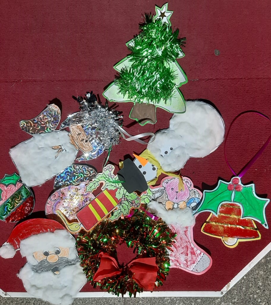 Happy Monday.🎄To launch the festive season, Tiny Totos held a Christmas crafts expo for daycare managers, teaching them to make creative festive ornaments to decorate their daycare and homes to the sound of Christmas carols. #Transformingchildcare #Transforminglives