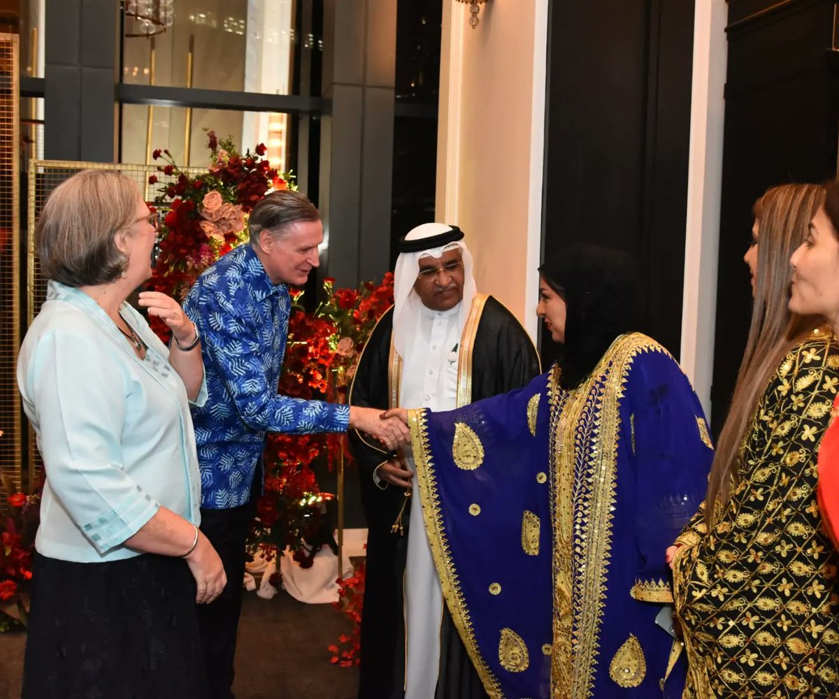 BahrainEmbIND's tweet image. أقامت سفارة مملكة البحرين في جاكرتا حفل استقبال بمناسبة احتفالات المملكة بأعيادها الوطنية إحياءً لذكرى قيام الدولة البحرينية الحديثة في عهد مؤسسها أحمد الفاتح سنة 1873 ميلادية وذكرى تولي حضرة صاحب الجلالة الملك المعظم حفظه الله ورعاه مقاليد الحكم.