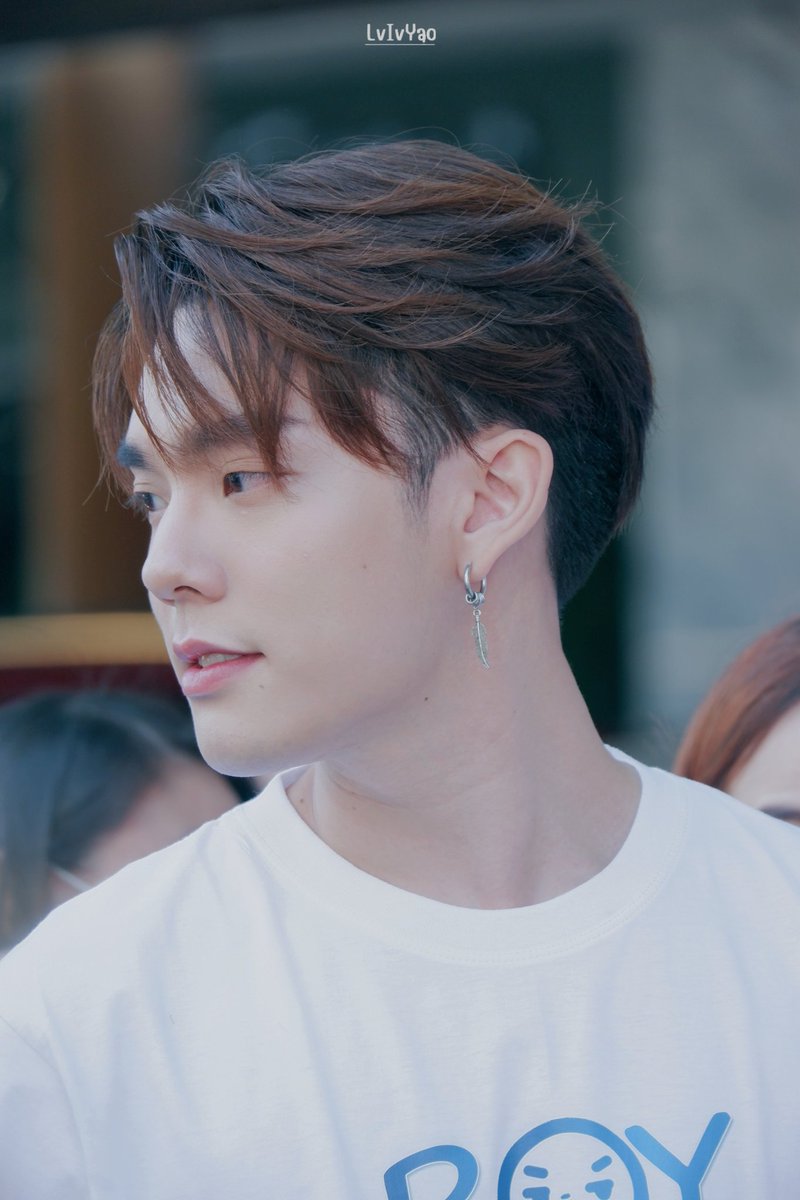 Yaolol27's tweet photo. มุมข้างที่ทัชใจ
@CTR2DAB
#BoyNeverSmiles
#CTRPANUWAT https://t.co/kNQ5nvIv2I