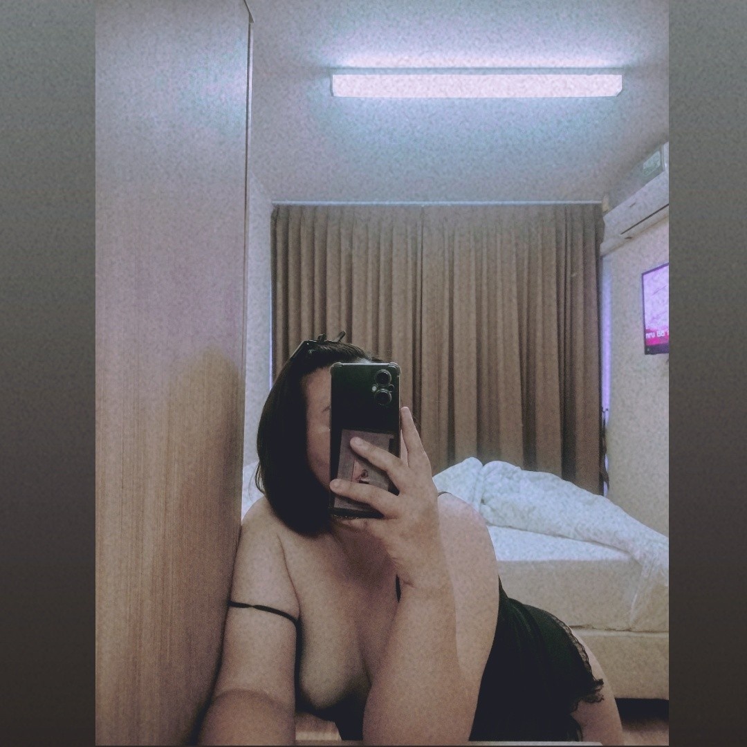 E vẫn sét kèo bú liếm nha các a