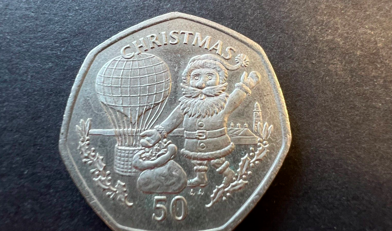 CavalierCoins's tweet photo. See what we have going live on our Auction on 22/12/22!!
Gibraltar Christmas 1994 50p RARE #collectablecoins #numimatics #coinage #gibraltarfiftypence #rarechristmascoins #collectablefiftypence https://t.co/xWedgZUT5K