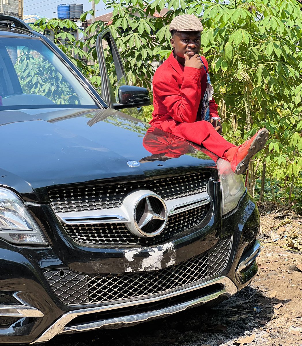 funnybros__'s tweet photo. Congrats to me 🤩🤩🤩🎉 it’s a Benz ❤️ https://t.co/I6Lu8BQdbx