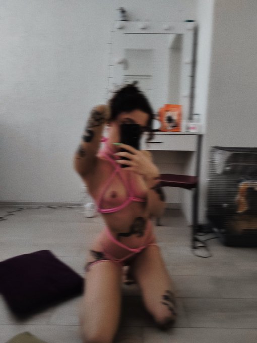 #нюдсопонедельник уже наступил 💖 https://t.co/FW0gkTsT0J<a href="/tag/%D0%BD%D1%8E%D0%B4%D1%81%D0%BE%D0%BF%D0%BE%D0%BD%D0%B5%D0%B4%D0%B5%D0%BB%D1%8C%D0%BD%D0%B8%D0%BA"class="tags">#нюдсопонедельник</a>