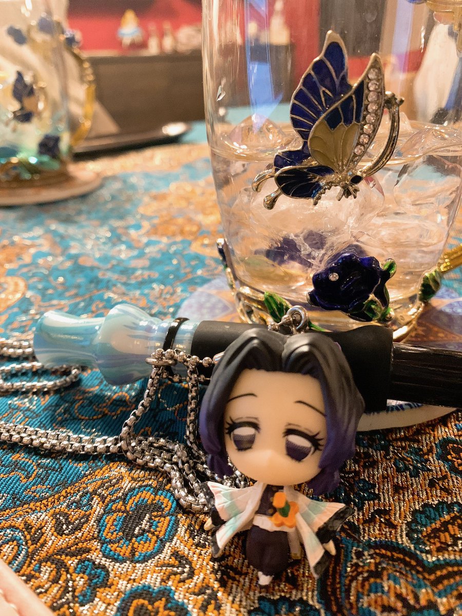 shishaaz's tweet photo. 吸い納め！クローズ間近ともあって混み合っててお忙しそうだった🌹🎩
大好きな空間、思い出たくさん
ありがとうございました🫶🏻 https://t.co/cnyYFXDCSy