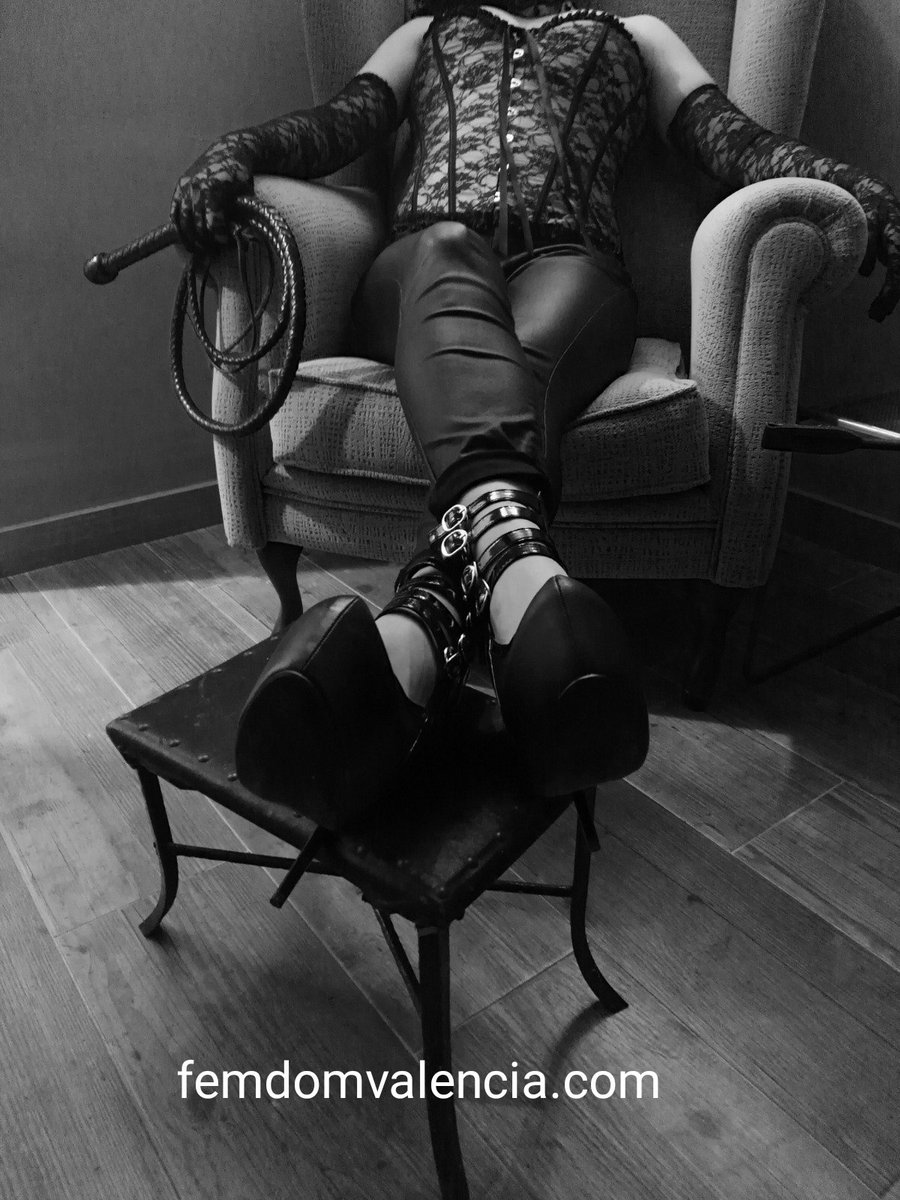 Lattesax's tweet photo. Es tiempo de regalarse vida criatura...
#femdom #sado #medical #disciplina #protocolo https://t.co/4hLD7ZVwqZ